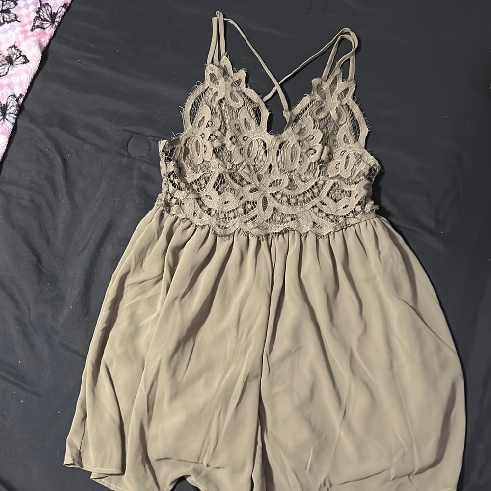 Green small romper never worn
